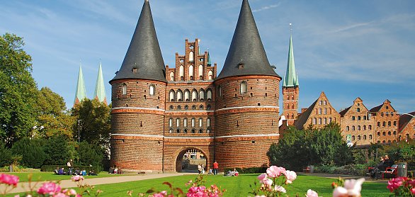 Holstentor in Lübeck © Wolfgang Jargstorff-stock.adobe.com