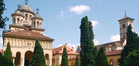 Orthodoxe Kathedrale und röm. Katholische Kathedrale in Alba Iulia