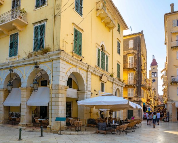 &copy; proslgn - stock.adobe.com