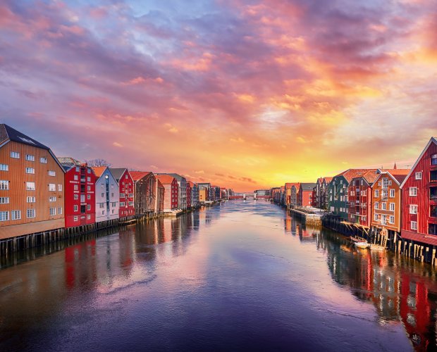 &copy; Piotr Krzeslak - stock.adobe.com