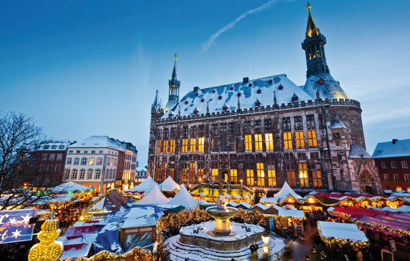 Weihnachtsmarkt Aachen © davis-fotolia.com