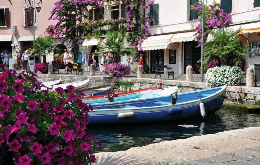 Limone am Gardasee © Jutta Adam-stock.adobe.com