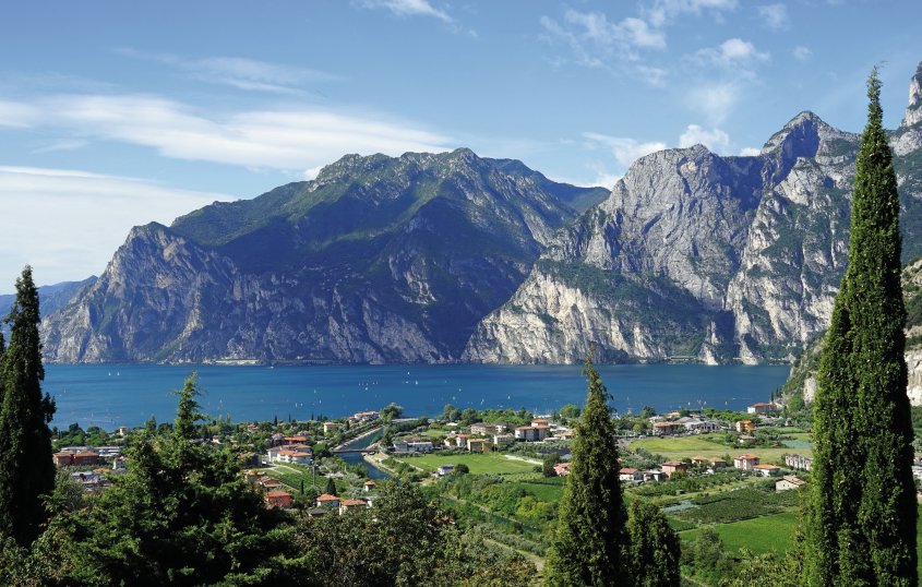Blick auf den Gardasee © pixabay.com/Barni1