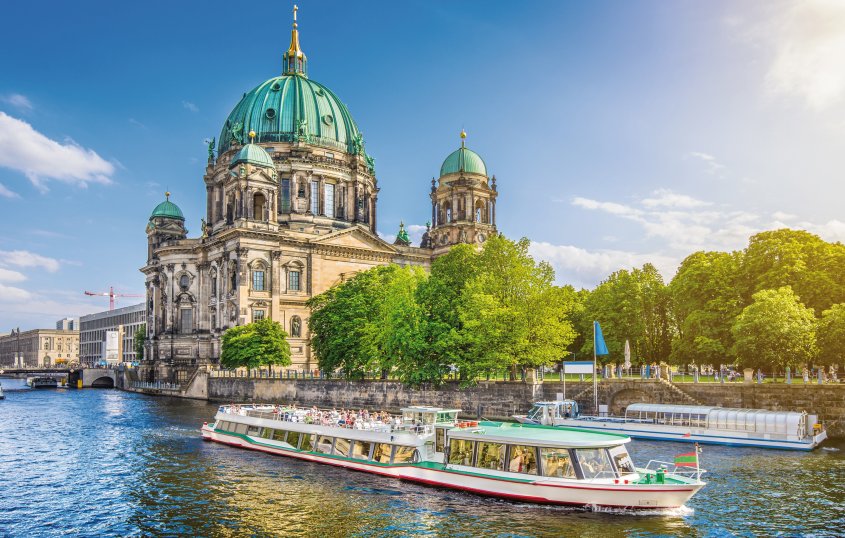 Berliner Dom an der Spree © JFL Photography - stock.adobe.com