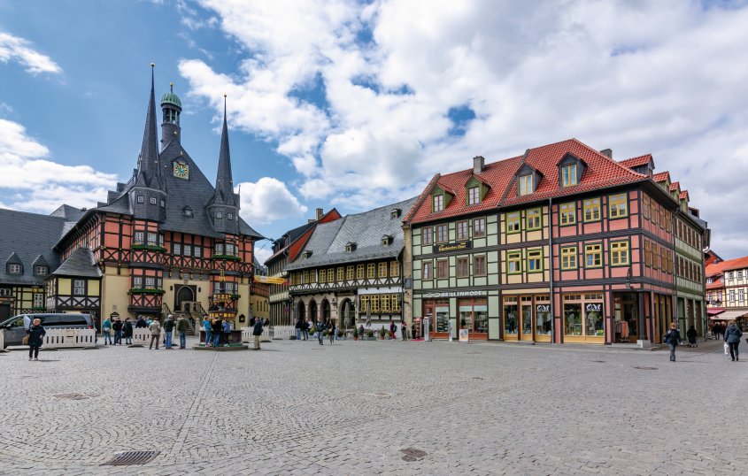 Marktplatz und Rathaus in Wernigerode© Mistervlad - stock.adobe.com