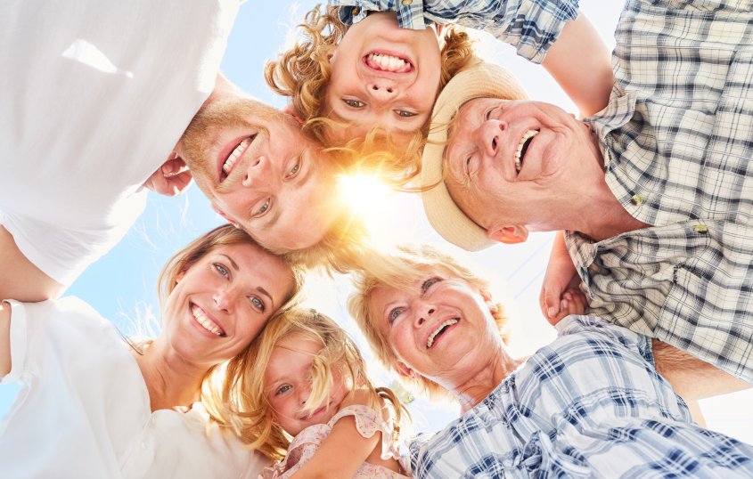 Familie© Robert Kneschke - stock.adobe.com