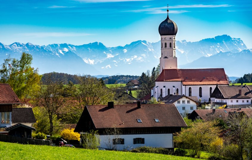 Panoramablick auf die Alpen &copy; Frank Lambert - stock.adobe.com