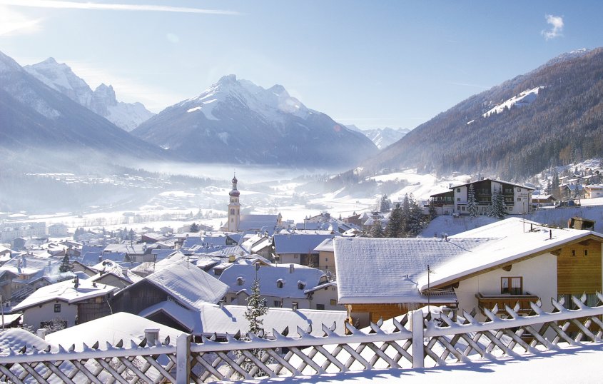 Winterblick auf Fulpmes im Stubaital © Tourismusverband Stubai Tirol